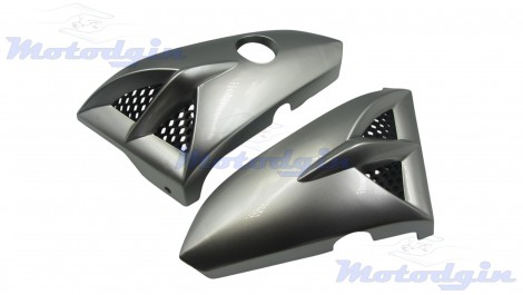 Пластик " жабры " под бак Yamaha YBR125 серые