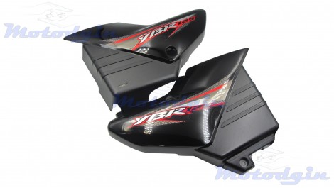 Пластик Yamaha YBR125 2007г боковой пара на бардачок чёрный