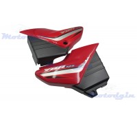 Пластик Yamaha YBR125 2006г боковой пара на бардачок красный